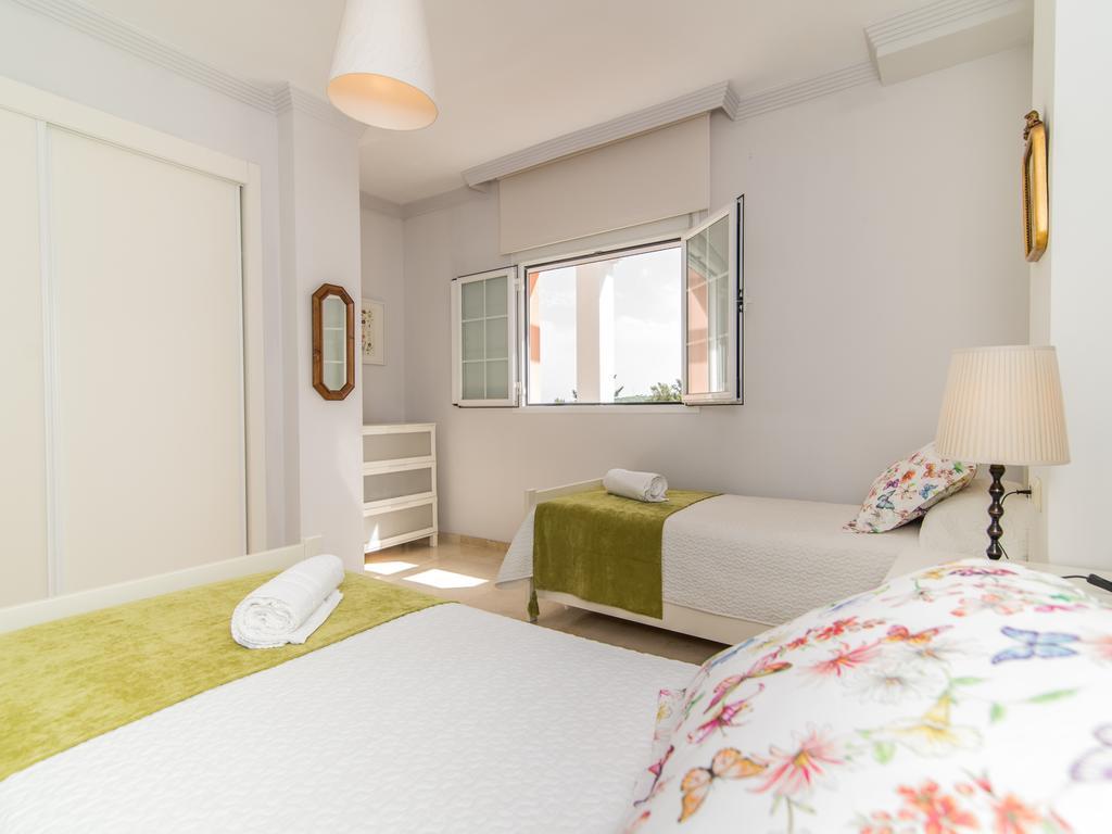 River Garden Spacious Penthouse Marbella Ngoại thất bức ảnh
